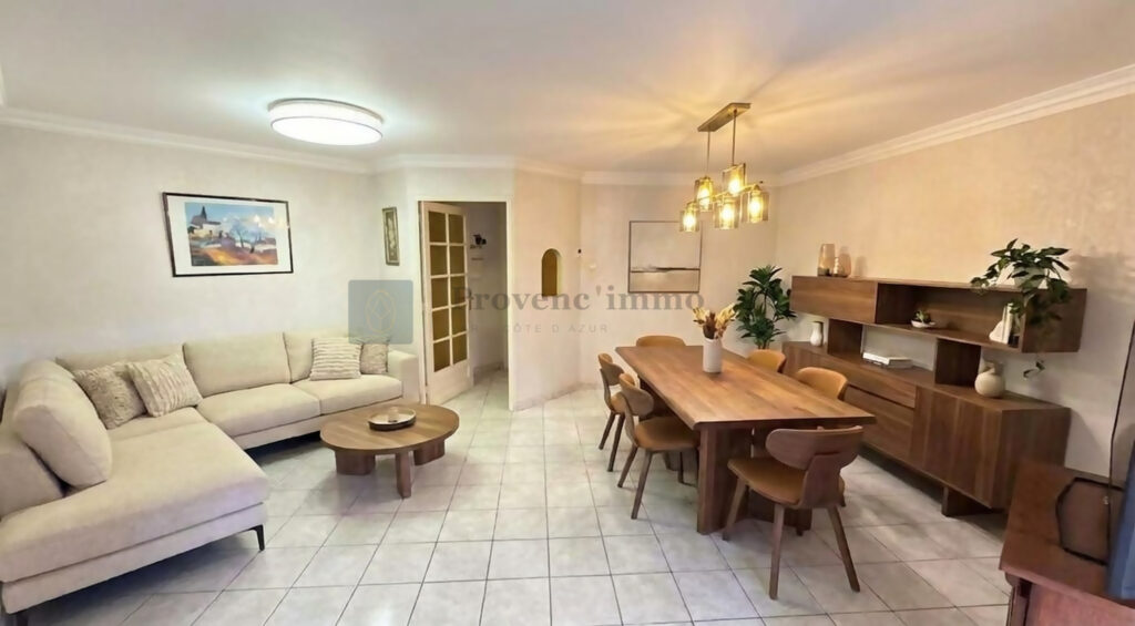 Appartement Fréjus – 3 pièces, 2 chambres, balcon et garage